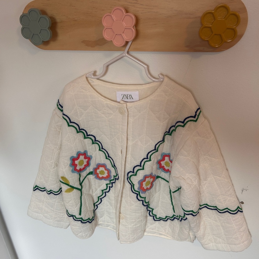 Zara Kids White Quilted Jacket with Floral Embroidery
